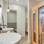 Welchome - -